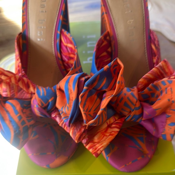 Jean Pierre Orange and Pink Mules - Picture 4 of 4